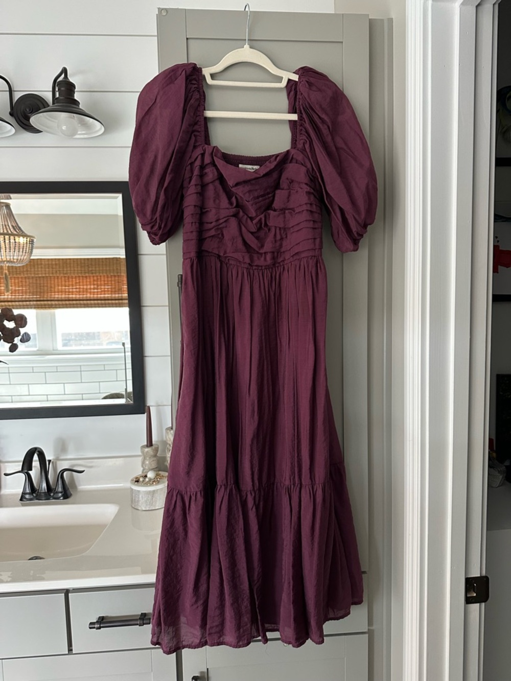 Abercrombie & Fitch Plum Puff-Sleeve Midi Dress